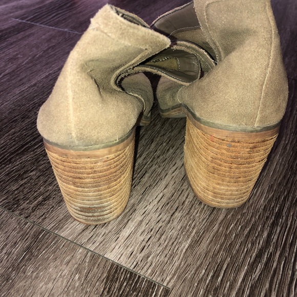 Urban Outfitters Suede Ankle Booties - Picture 6 of 8